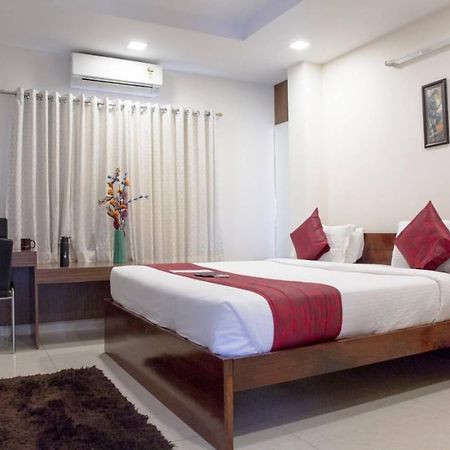Aptly Premium Serviced Apartments - A Brand Unit Of Skyla - Lotus Pond Hyderabad Bagian luar foto
